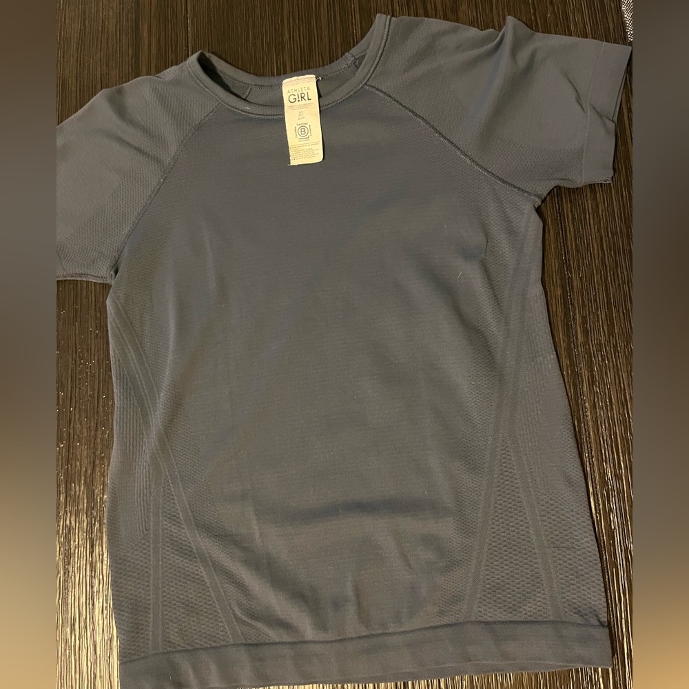 Dark blue Athleta shirt